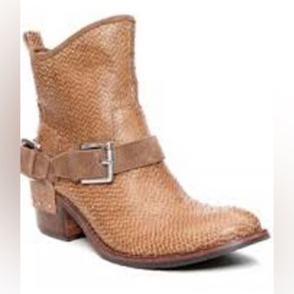 Donald J. Pliner Snake Suede Tan “WADE” Moto Cowgirl Pull-Tab Zip Buckles Sz 8.5